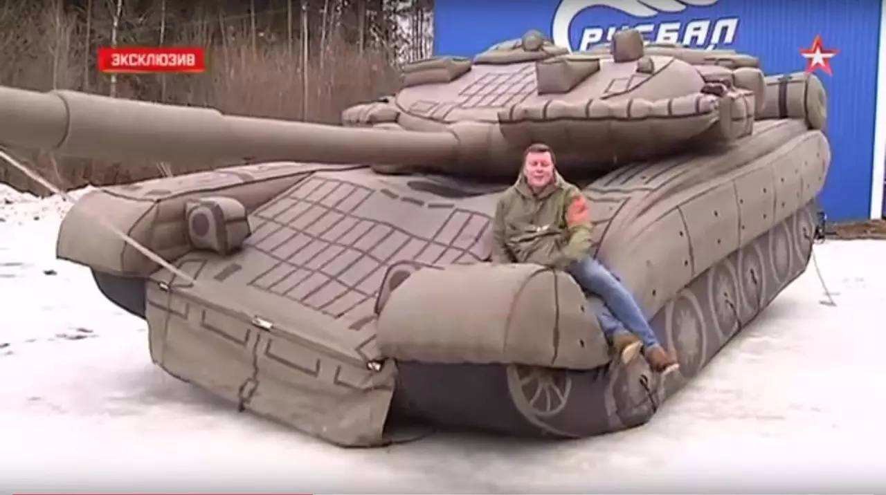 江南充气军事坦克